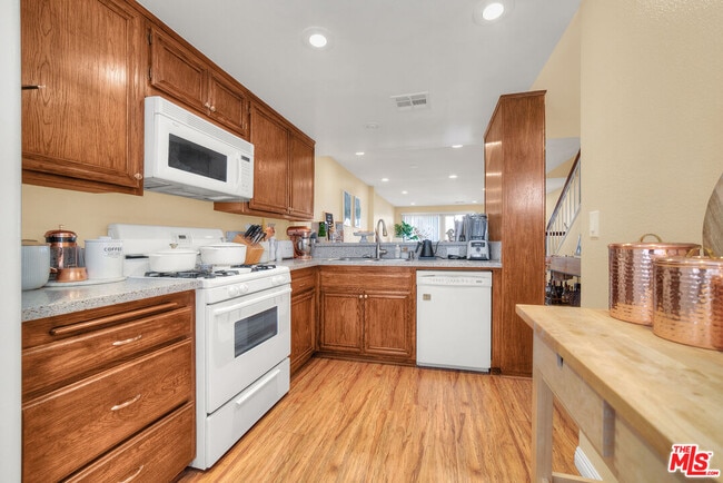 Photo - 5624 Las Virgenes Rd
