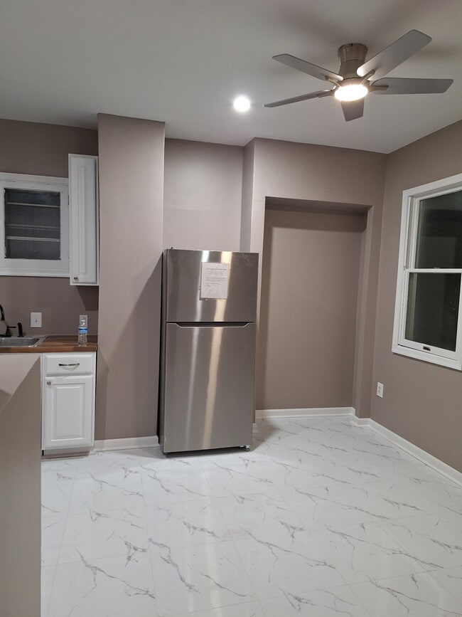 Photo - 745 Franklin Ave