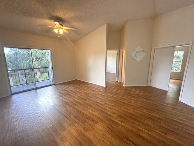 Photo - 1948 Lake Atriums Cir Townhome