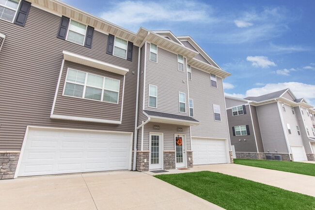Sunny Ridge Townhomes