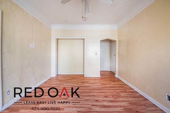 Photo - 607 1/4 S Dunsmuir Ave-101 Unit 101