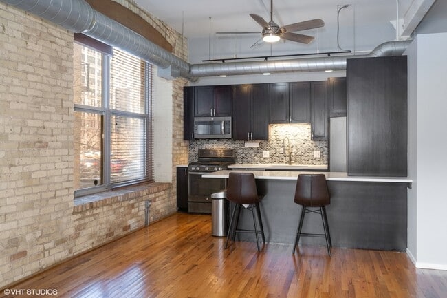 Photo - 420 S Clinton St Unit 118A