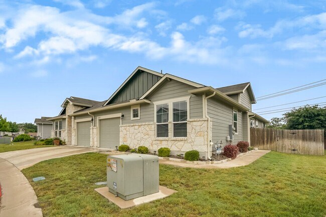 Photo - 14201 Handel Dr