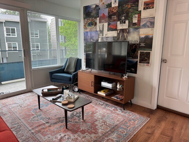 Photo - 4735 22nd Ave NE