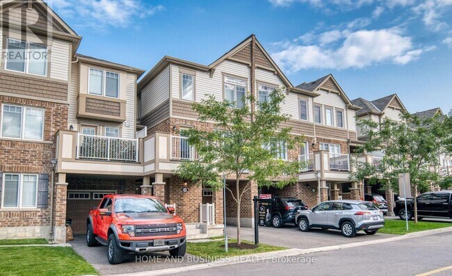 Photo - 1135 Duignan Cres