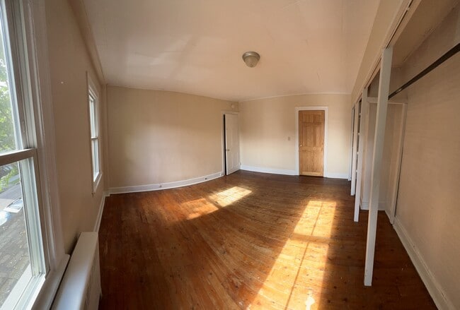 Photo - 29 N Union St Apartamentos