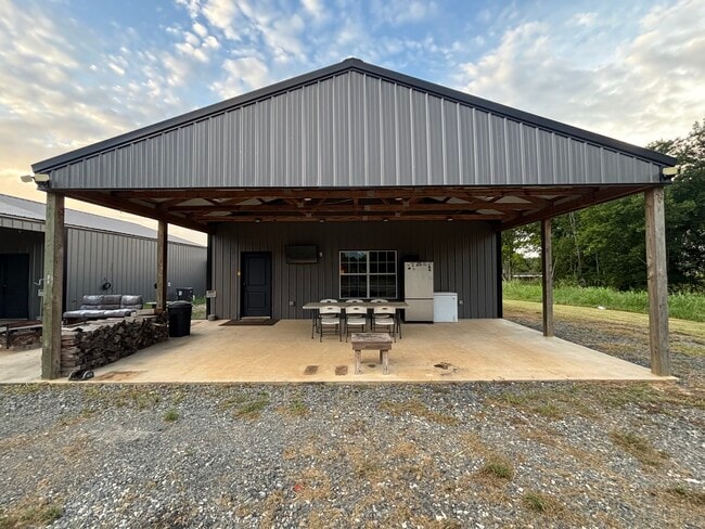Photo - 5900 Winnsboro Road House