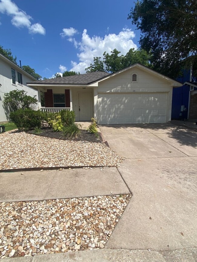 Building Photo - Cozy 3 bed in the Heart of East Austin