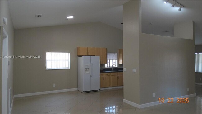 Photo - 219 SE 8th St