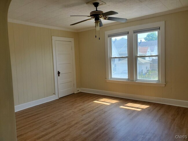 Photo - 243 Cleveland Ave