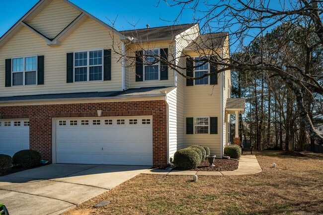 Building Photo - 201 Cline Falls Dr Rental