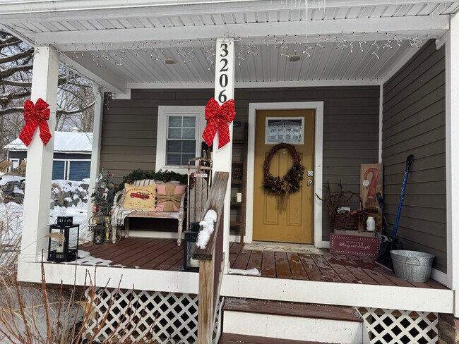 Photo - 3206 East Ave