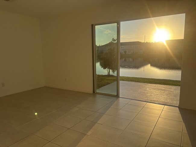 Photo - 2302 Alee Ln