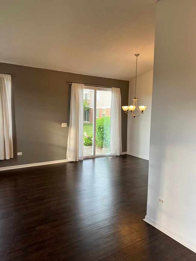 Photo - 1134 Draper Rd