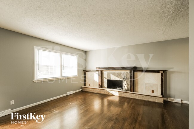 Photo - 9436 Craig Dr