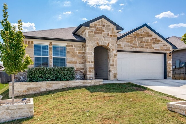 Building Photo - 4 bed / 2 bath / 2,032 sq ft / built 2022 / Arroyo Ranch Ph 2 / 1-story / 2-car garage