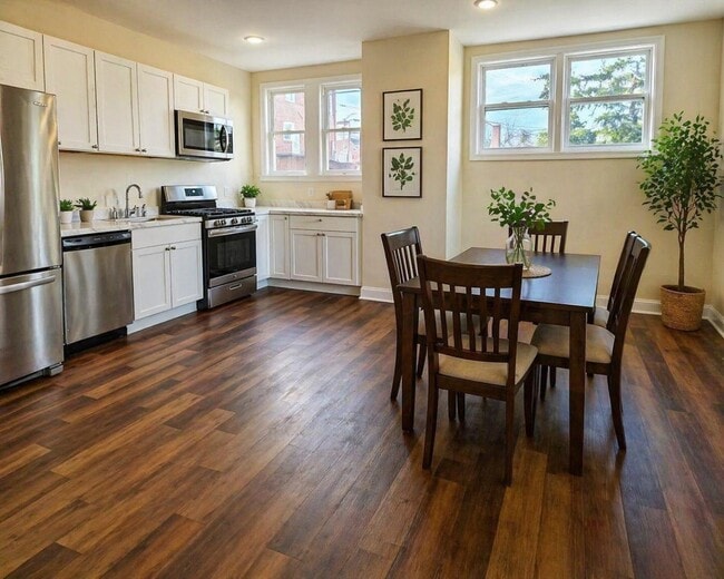 Photo - 2527 W Cold Spring Ln