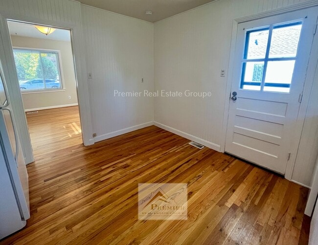 Photo - 2334 N El Paso St