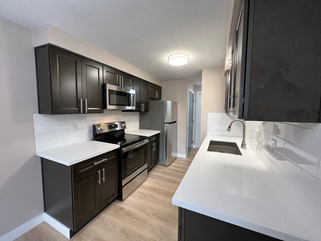 Photo - Cedar Heights Apartments