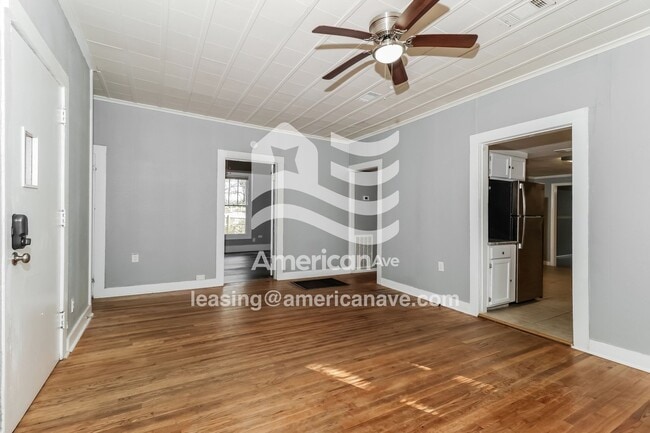 Photo - 1318 E Woodruff Ave