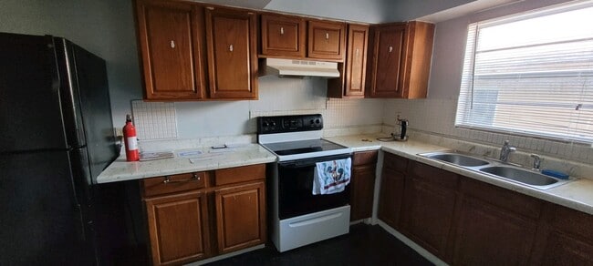 Photo - 1251 Pierce St Unidad medium Bedroom for rent
