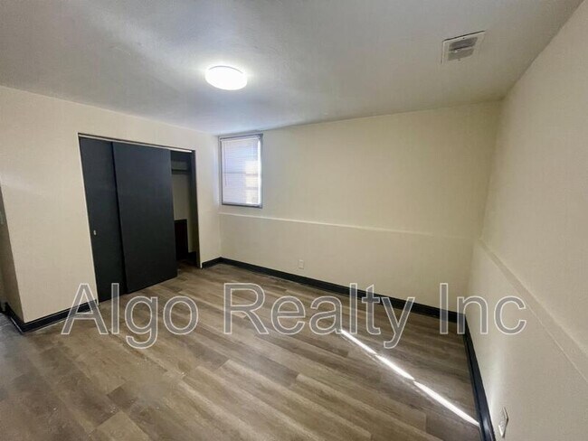 Photo - 2419 Plymouth Ave N