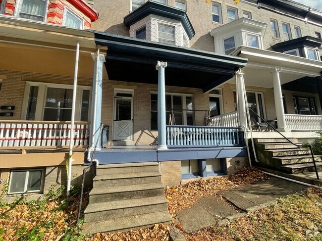 Building Photo - 3007 N Calvert St Rental
