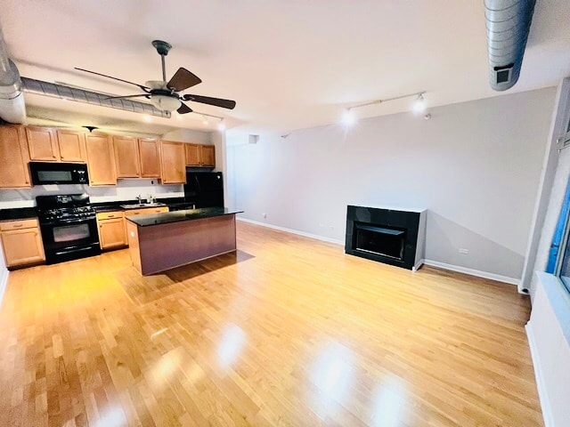 Photo - 1200 W Monroe St