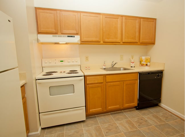 Building Photo - Independence Square