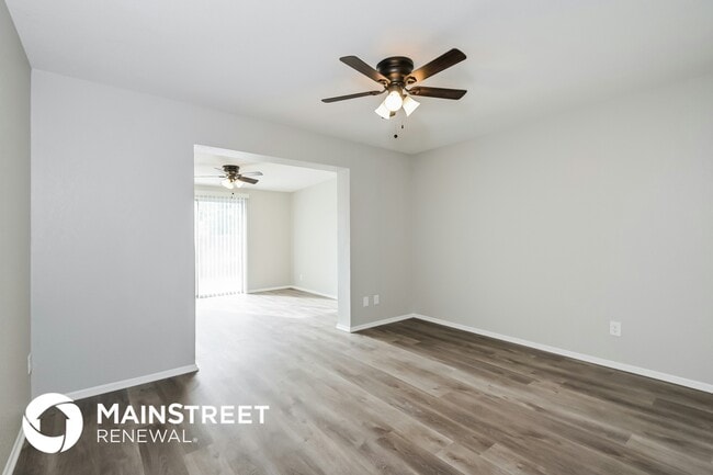 Photo - 3771 W Raintree Dr