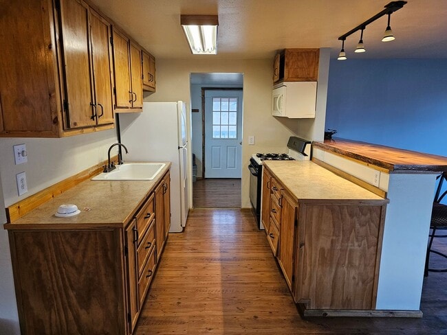 Photo - 1608 25th St