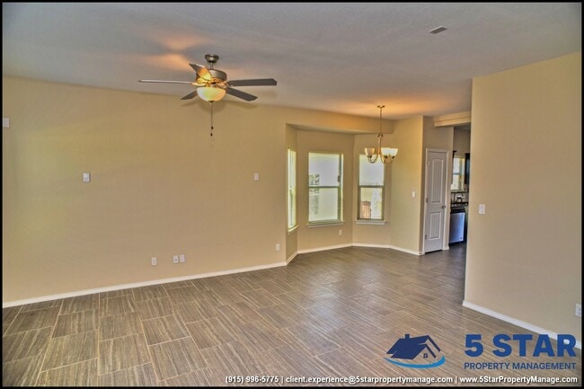 Photo - 452 Isaias Ave.