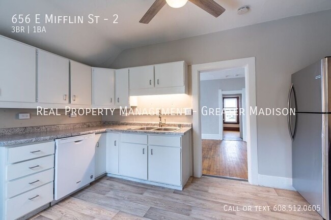 Photo - 656 E Mifflin St Unidad 2