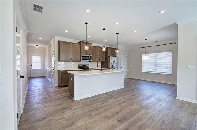 Photo - 401 Perth Dr
