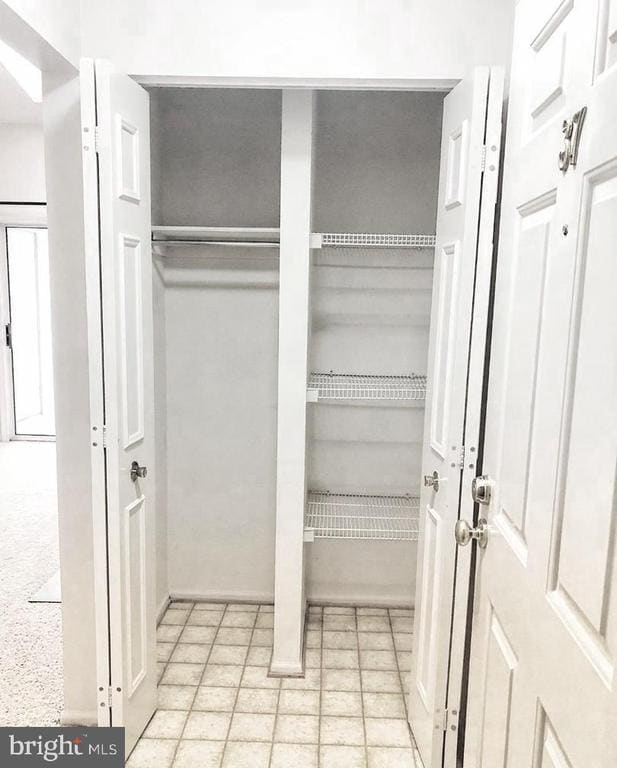 Building Photo - 7759 New Providence Dr Unit 37