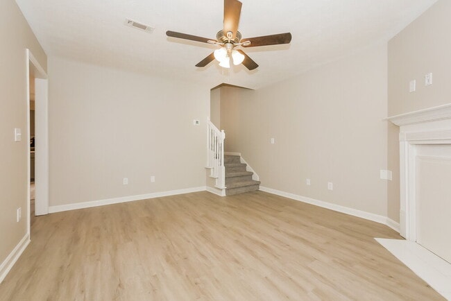 Photo - 51 Fairview Dr