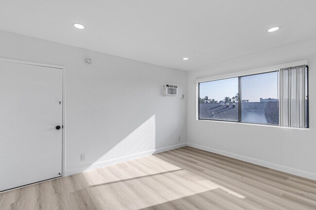 Photo - Eighty Six Eighteen Whitworth