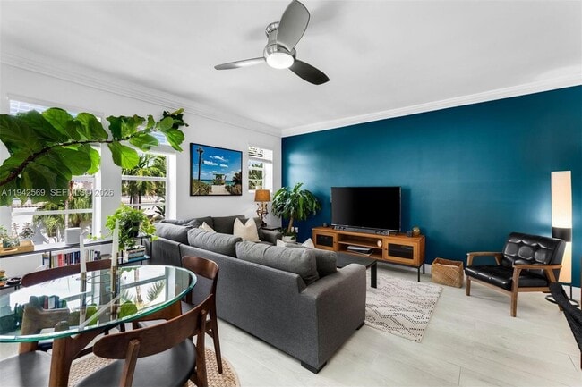 Photo - 1559 Michigan Ave Unit 301