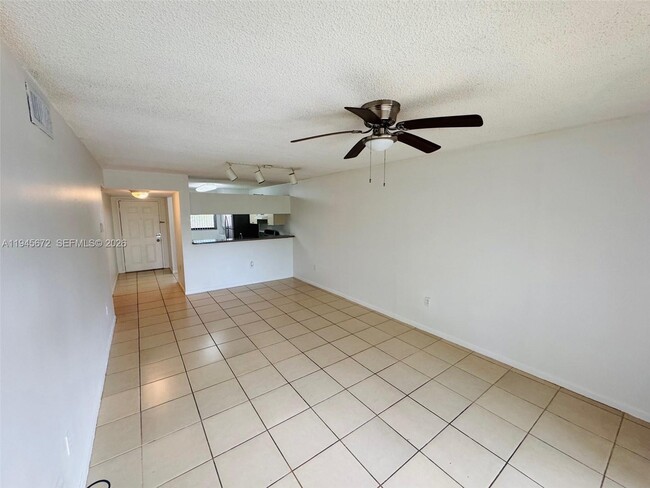 Photo - 9948 Nob Hill Ln Unit 9948