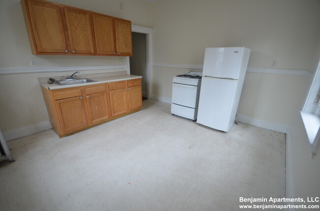 Photo - 9 Egremont Rd Condo Unit 3