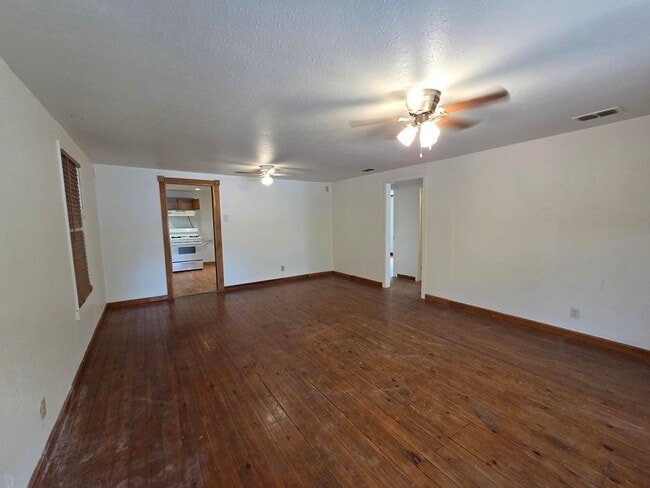 Photo - 3414 Riverside Dr