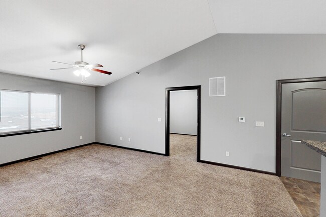 Sala de estar - Village at Three Fountains