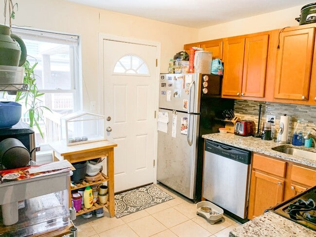 Photo - 2121 W Berwyn Ave