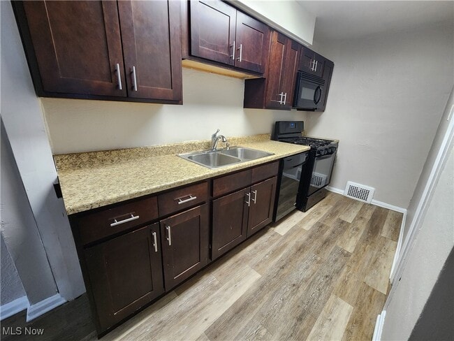 Photo - 2335 Allison Rd