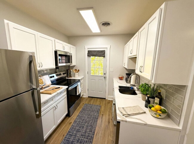 Photo - 203 S Dupont St Unidad SI ID1604342P