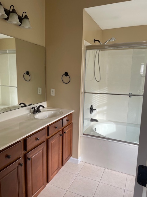 Building Photo - 5100 Tesson Gardens Ct Unit 2B