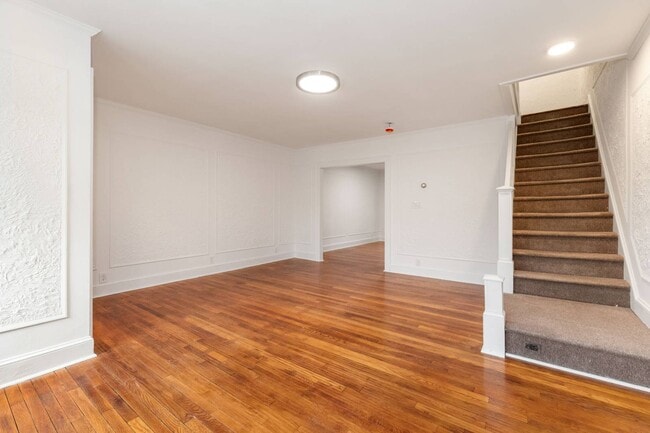 Photo - 67-135-135 Burns St