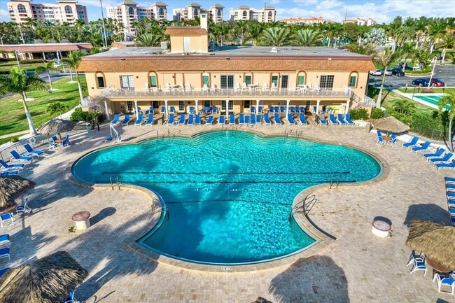 Photo - 4900 Brittany Dr S Condo Unit 509