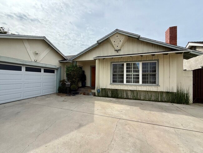 Photo - 16412 Bahama St Casa
