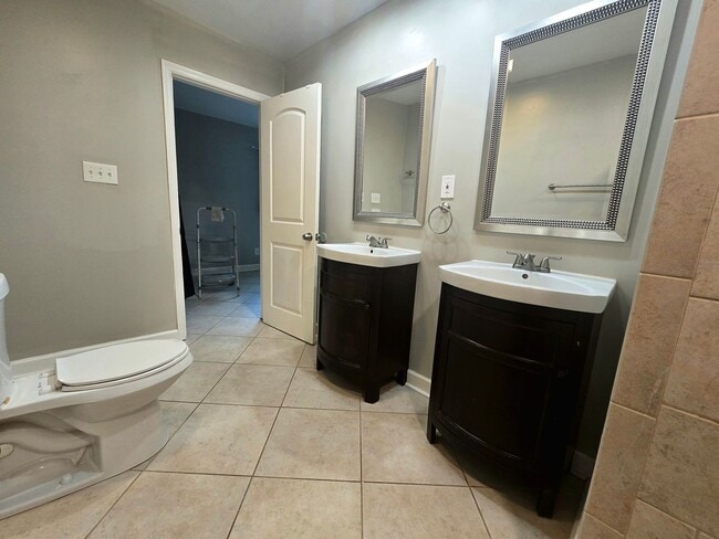 Photo - 309 E 58th St